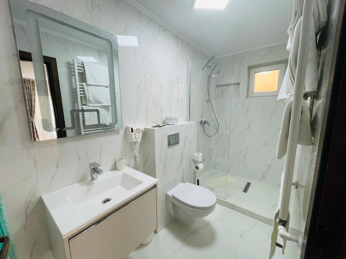 Pensiunea Sport Busteni Ngoại thất bức ảnh